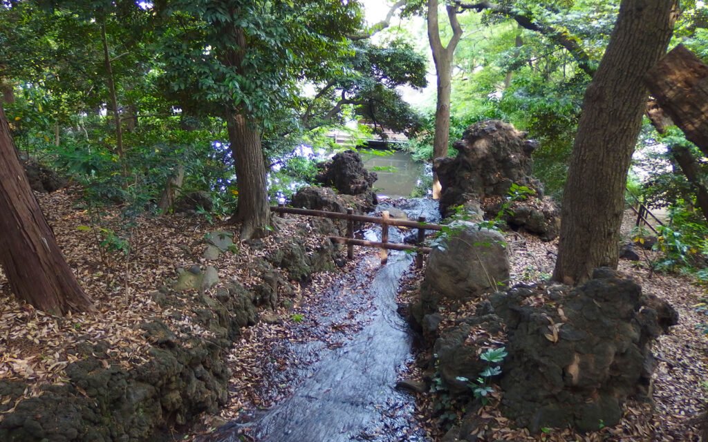 🌳 덴엔초후 물소리 공원(덴엔초후 세세라기 코엔) 이미지 4